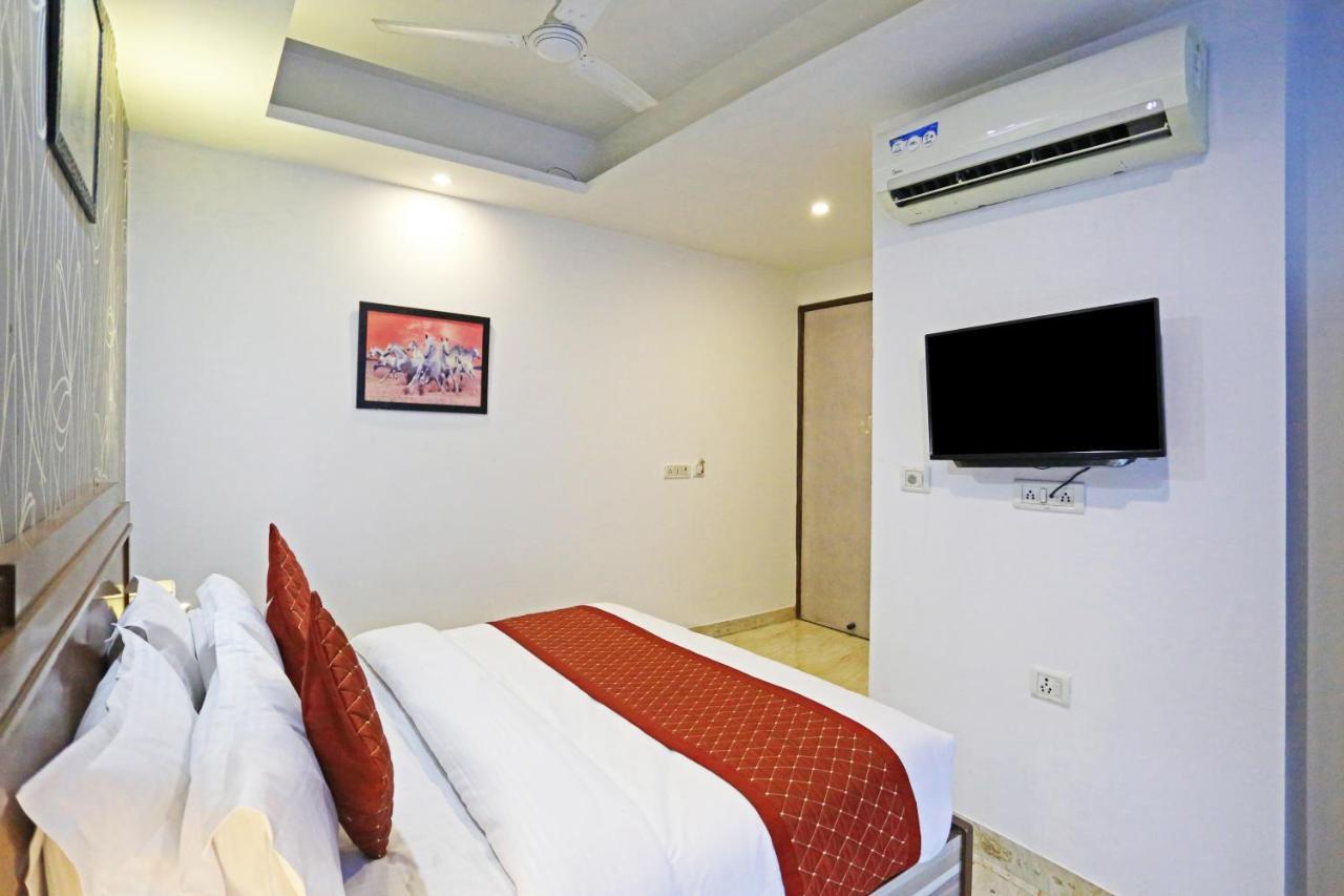 Hotel The Best Near Delhi Airport Nueva Delhi Exterior foto