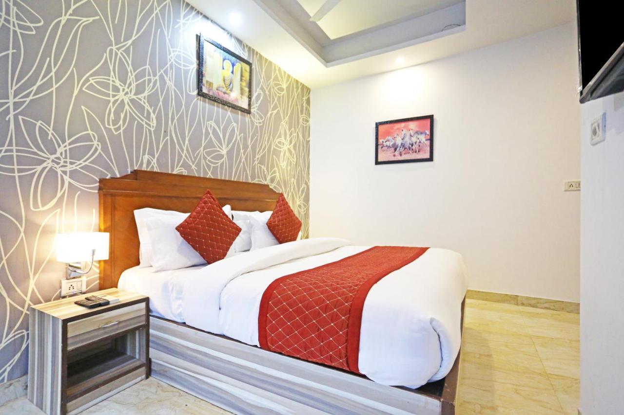 Hotel The Best Near Delhi Airport Nueva Delhi Exterior foto
