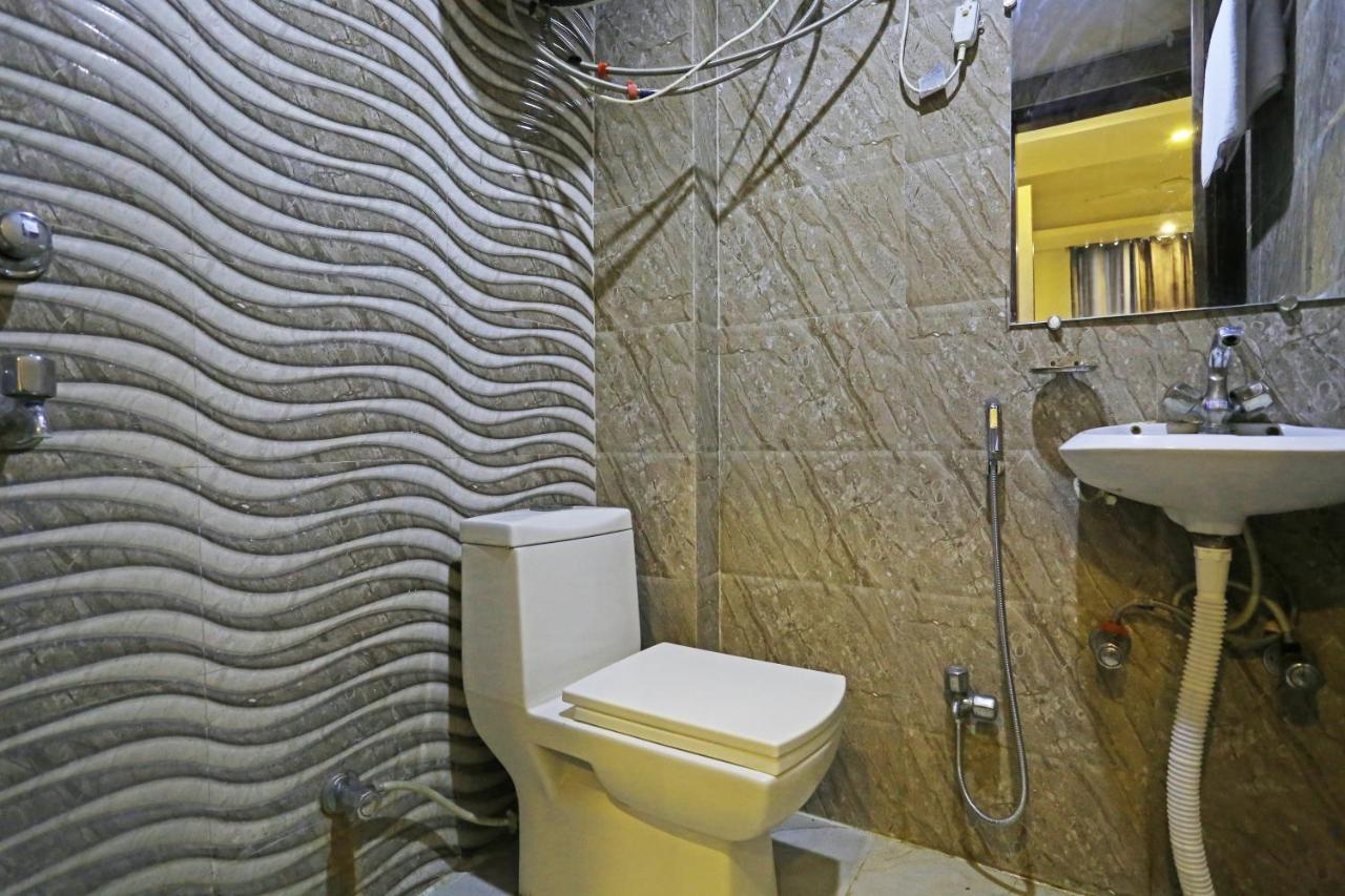 Hotel The Best Near Delhi Airport Nueva Delhi Exterior foto
