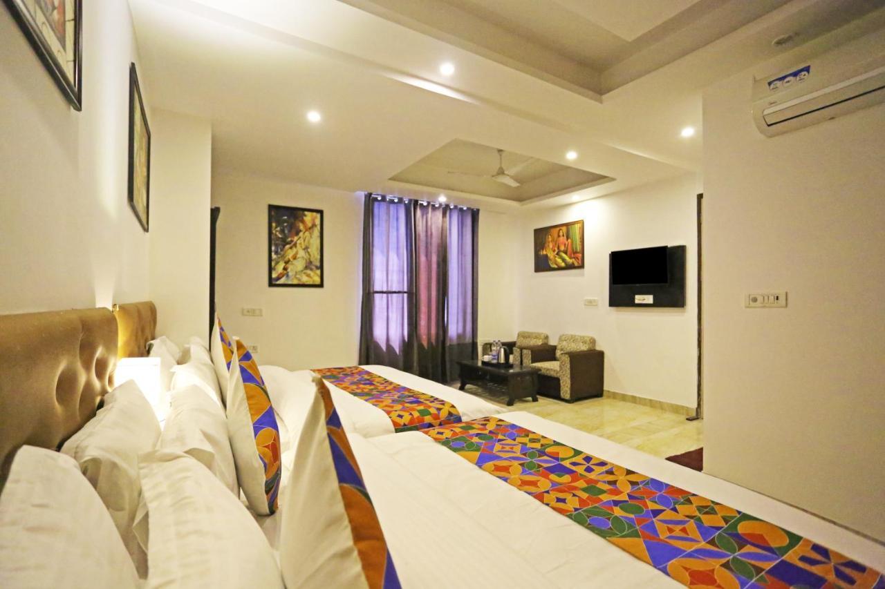 Hotel The Best Near Delhi Airport Nueva Delhi Exterior foto