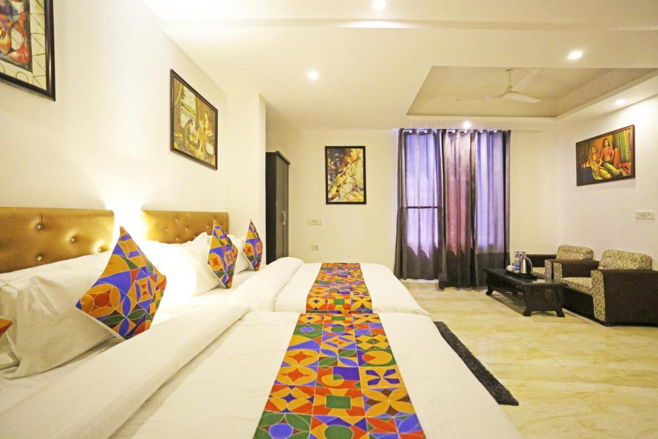 Hotel The Best Near Delhi Airport Nueva Delhi Exterior foto